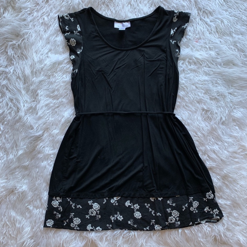 Motherhood Maternity top💕